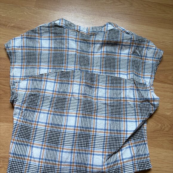 Primark Women's Sleeveless Plaid Blouse - Picture 2 of 4